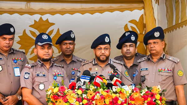 শেরেবাংলা নগরে কৃত্রিম বুদ্ধিমত্তা ক্যামেরায় ট্রাফিক মামলা কার্যক্রম শুরু