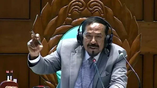 ‘সময় চাহিয়া লজ্জা দিবেন না’—সংসদে স্পিকার