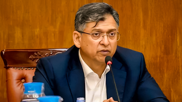 এইচএসসি আন্দোলন ঘিরে ‘ঘোলা পানিতে মাছ শিকারের’ অভিযোগ স্বরাষ্ট্রমন্ত্রীর