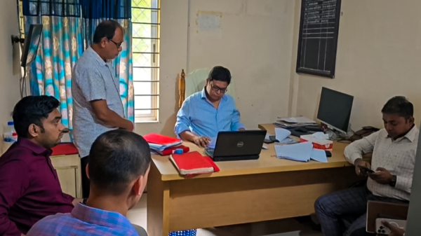 ব্যাপক অনিয়মে গাজীপুরের কাশিমপুর ভূমি অফিসে গণ বরখাস্ত