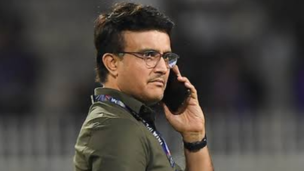 ‘শেষ করে দেব’ লিখে ভগবানের হুমকি, পুলিশের দরজায় সৌরভ গাঙ্গুলি